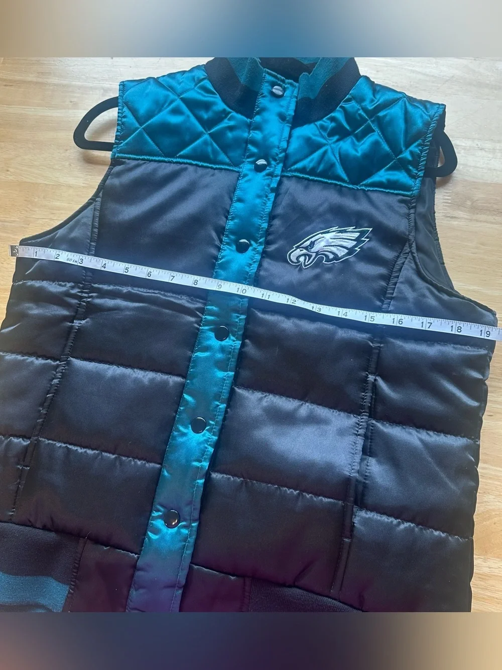 Philadelphia Eagles Vest Women’s Size Large L Black Green NFL Football Snap